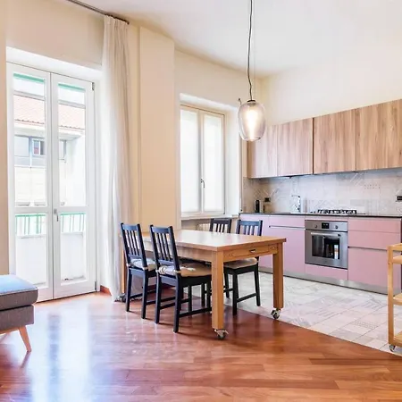 Colored And Spacious Flat Close To Navigli By Easylife Daire *