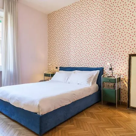 Colored And Spacious Flat Close To Navigli By Easylife Milano